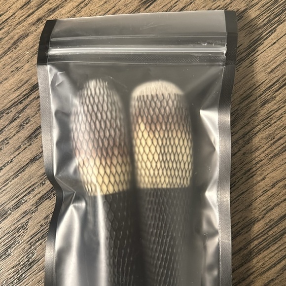 LITHE BEAUTY Essential Face Brush Set - Picture 4 of 5
